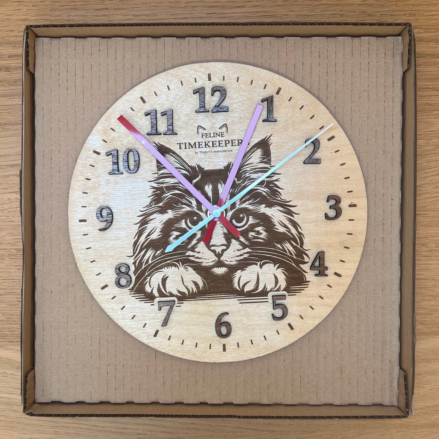 Dřevěné hodiny Kočičí elegance - Feline timekeepers